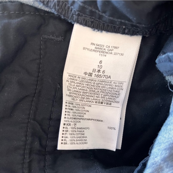 BNWOT GAP TAILORED BLUE SHORTS - Picture 8 of 9